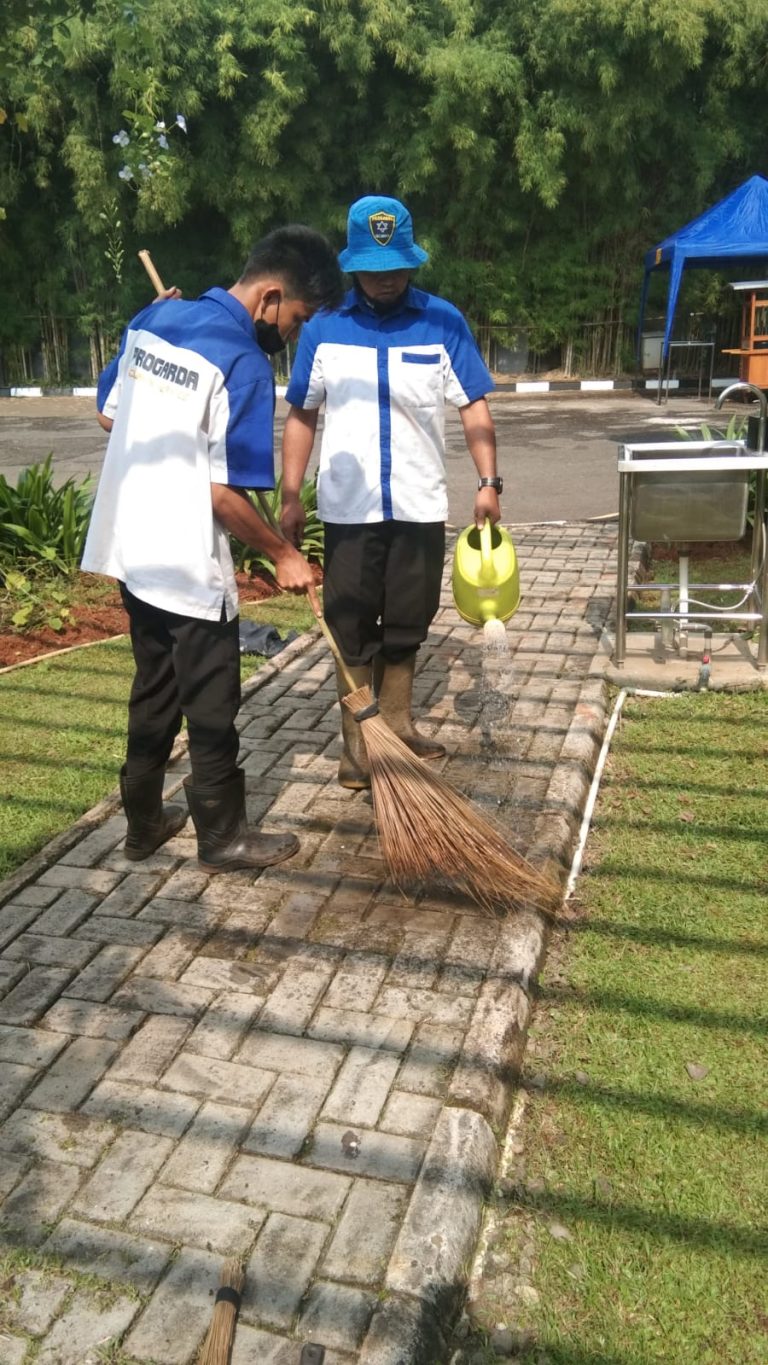 Penyedia Jasa Gardener